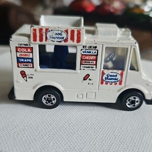 White Ice Cream Truck Toy